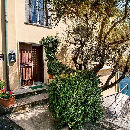 Darsena Di Riva Grande Hotel Moltrasio Kültér fotó